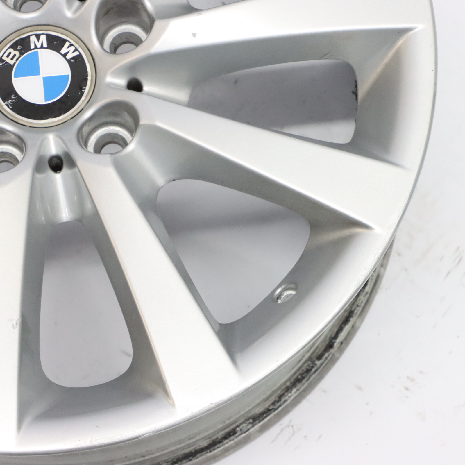 BMW F06 F10 F11 Silver Light Alloy Wheel Rim 18" V Spoke 328 8J ET:30 6790173