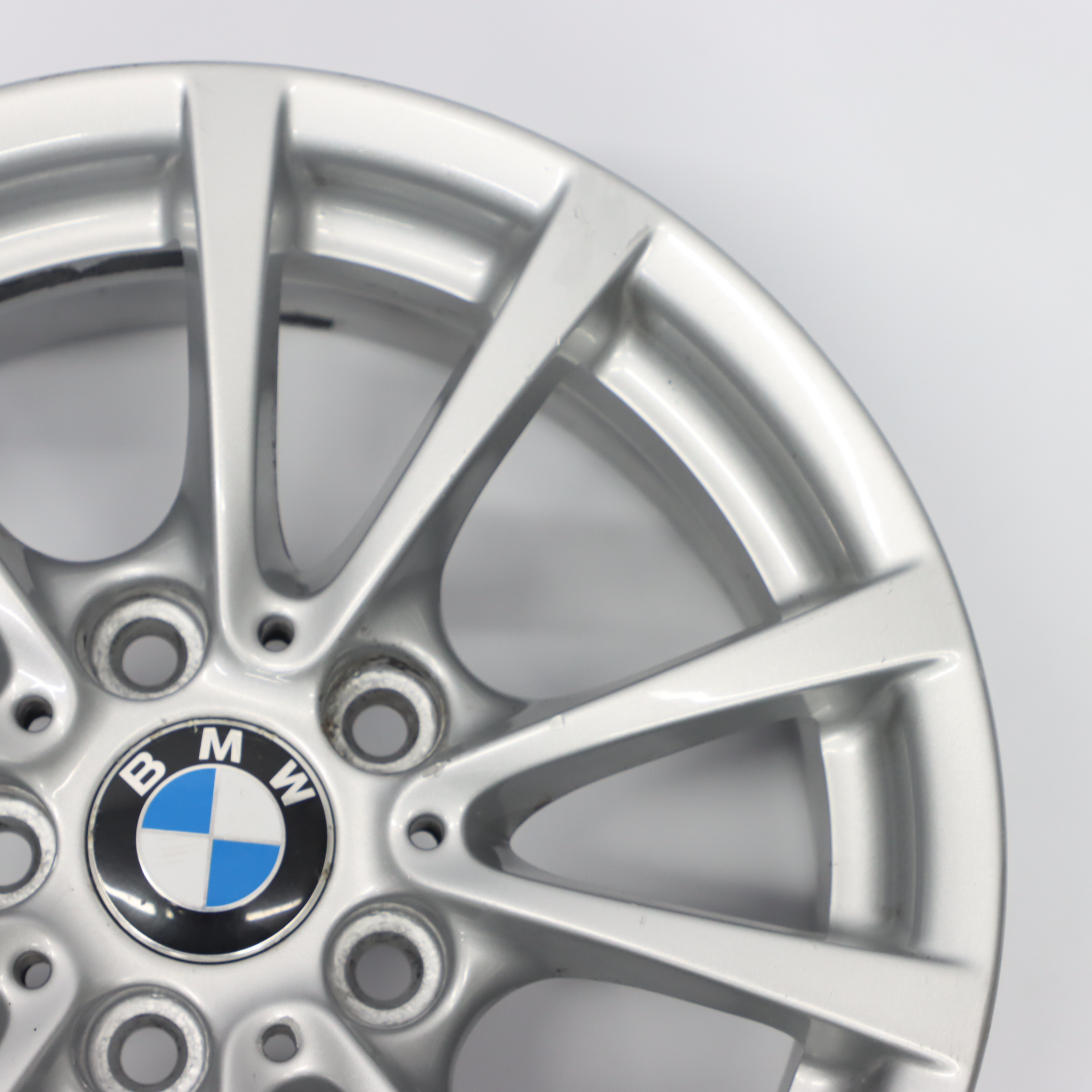 BMW F30 F31 F36 Silver Alloy Wheel Rim 16" 7J ET:31 V-spoke 390 6796236