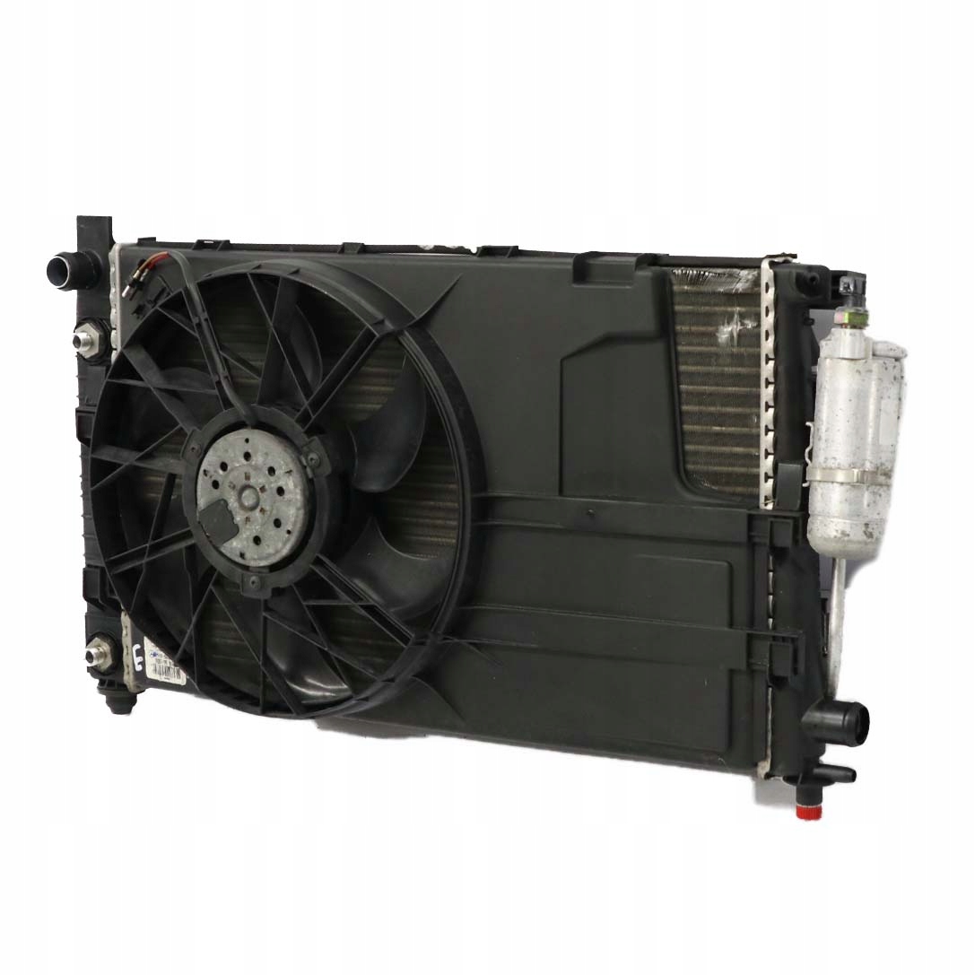 Mercedes-Benz A-Class W168 Engine Cooling Radiator Pack Fan 300W A1685000193