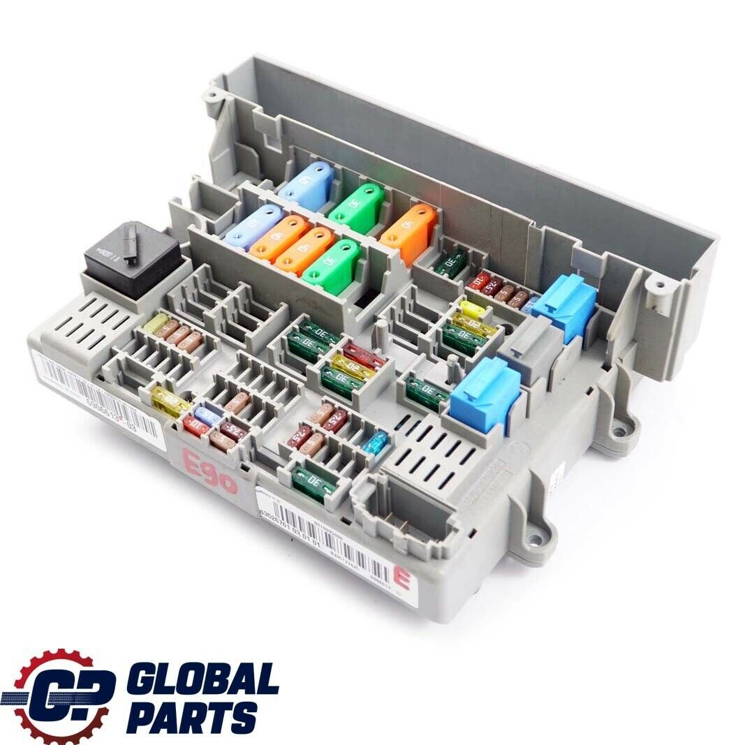 BMW E87 E90 E91 Power Distribution Fuse Box Front 6906613