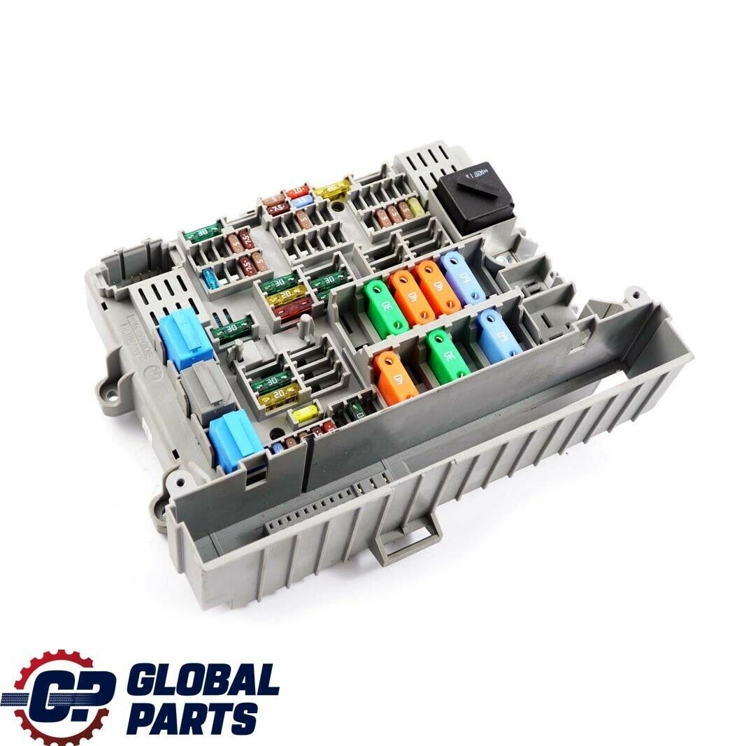 BMW E87 E90 E91 Power Distribution Fuse Box Front 6906613