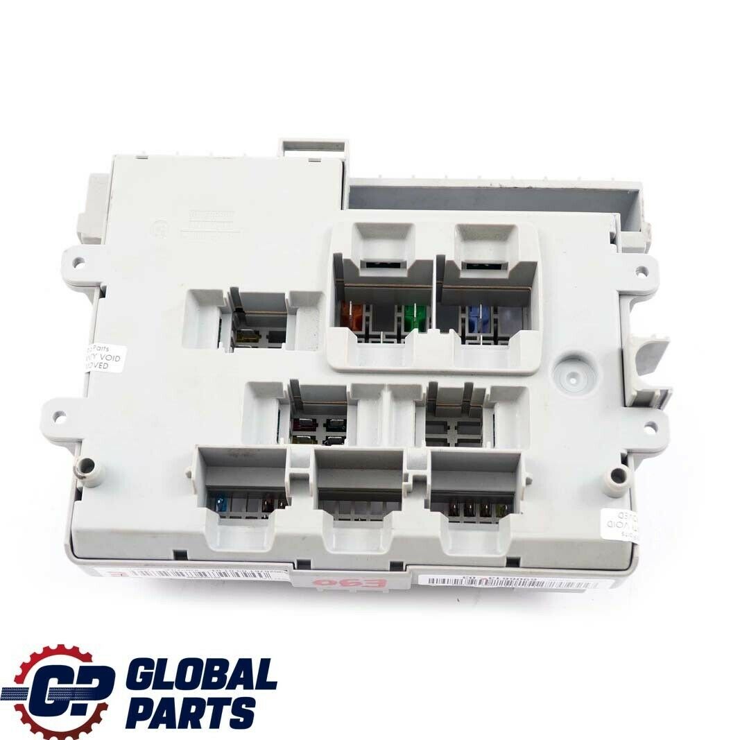 BMW E87 E90 E91 Power Distribution Fuse Box Front 6906613