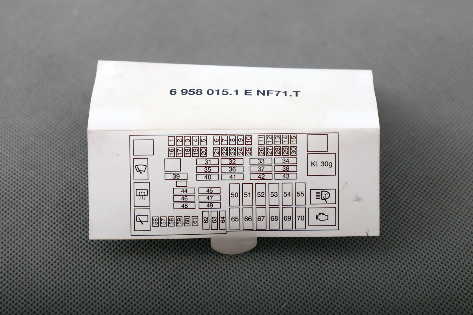 BMW 3 Series E90 Key Map Fuse Grouping Location Allocation 6958015