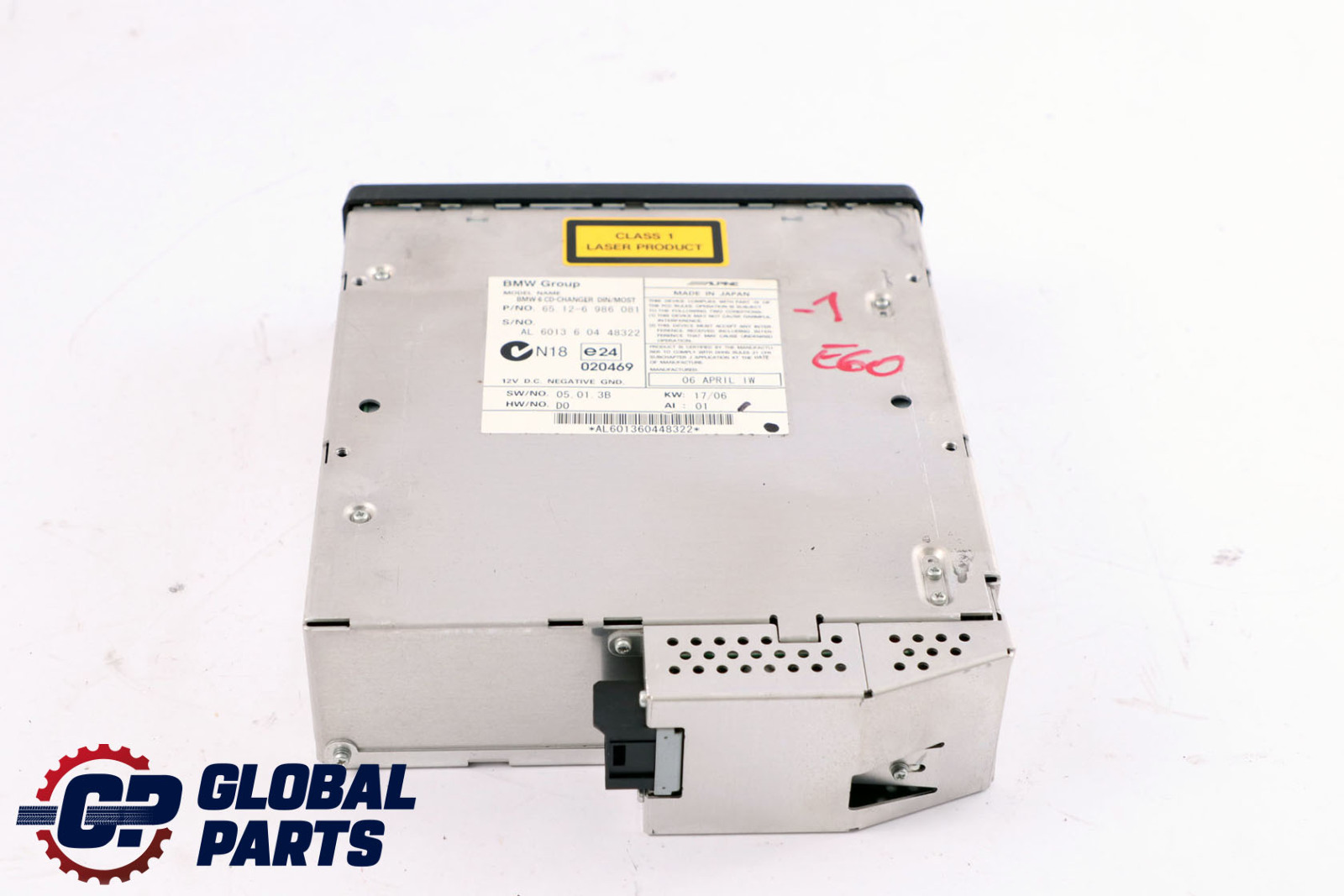 BMW 5 6 Series E60 E61 E63 6-disc Compact CD Changer Without Magazine 6986081