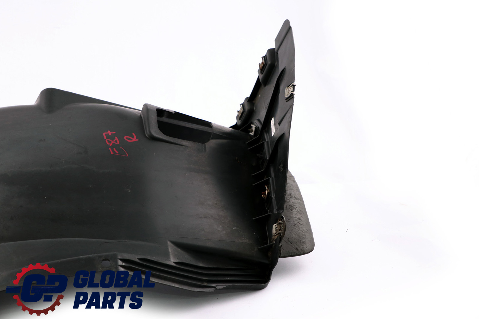 BMW 1 Series E81 E87 Front Right Wheel Arch Bottom Cover Housing O/S 7059376