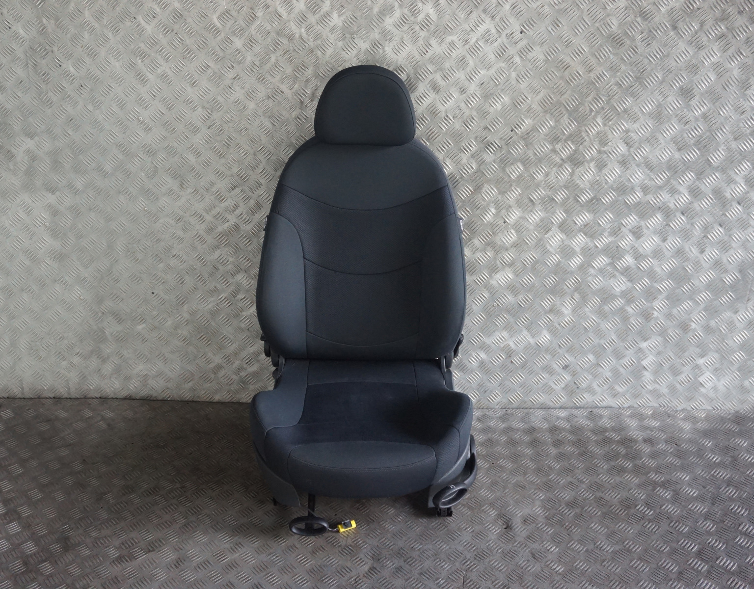 Mini Cooper R52 Cabrio Sport Front Left N/S Cloth Fabric Seat Panther Black