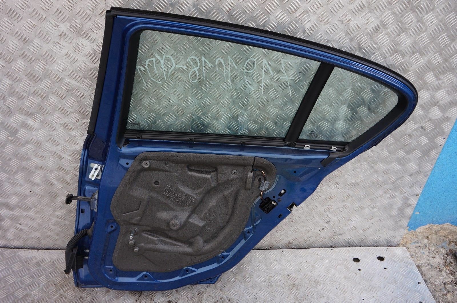 BMW 1 SERIES 1 E87 E87N Door Rear Right O/S Sydney Blau Blue - A19