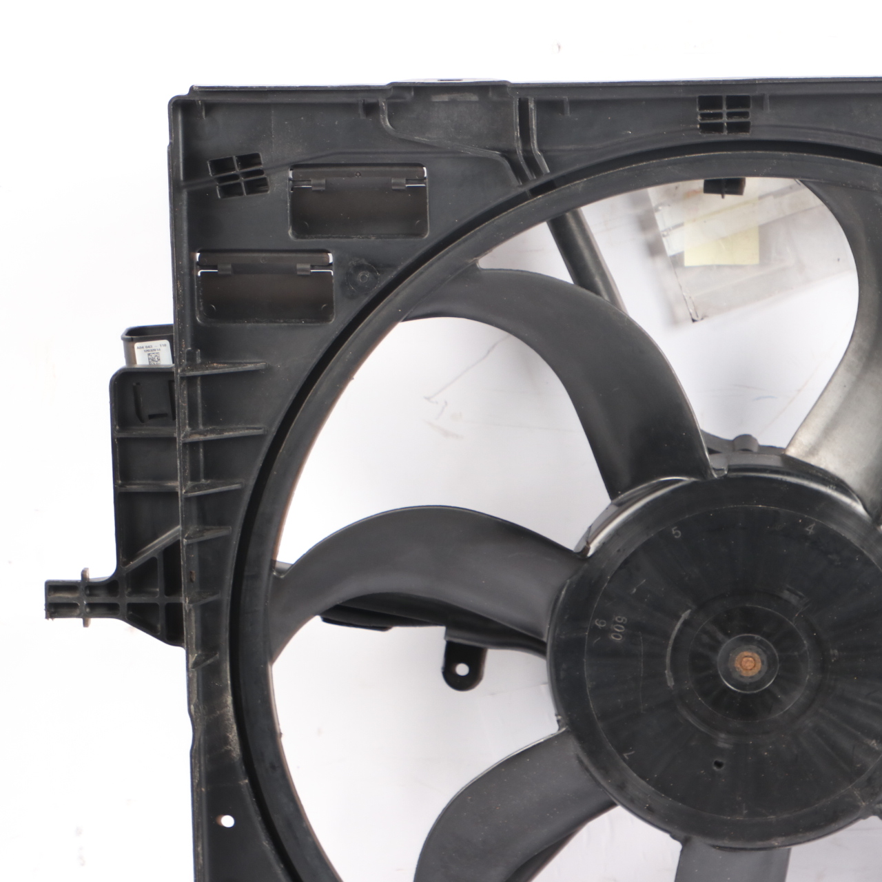 Radiator Fan BMW X5 F15 X6 F16 Engine Cooling Housing Fan 600W 7634467