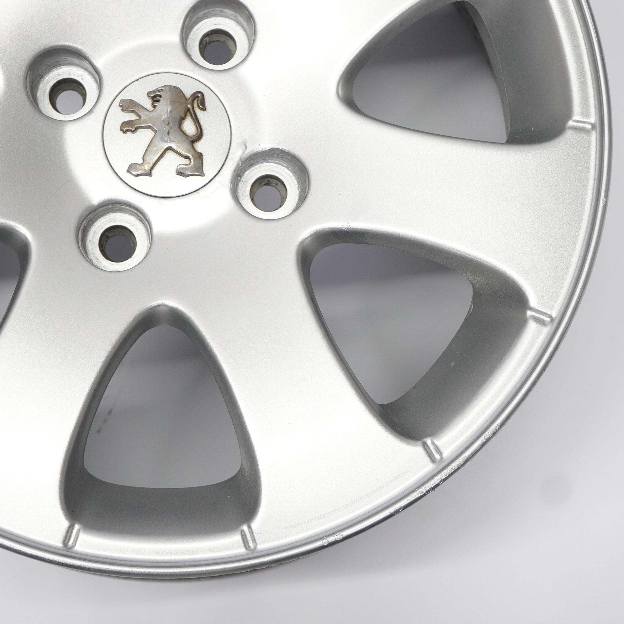 Peugeot Silver Alloy Wheel Rim 15" 6J ET:27 7650-H