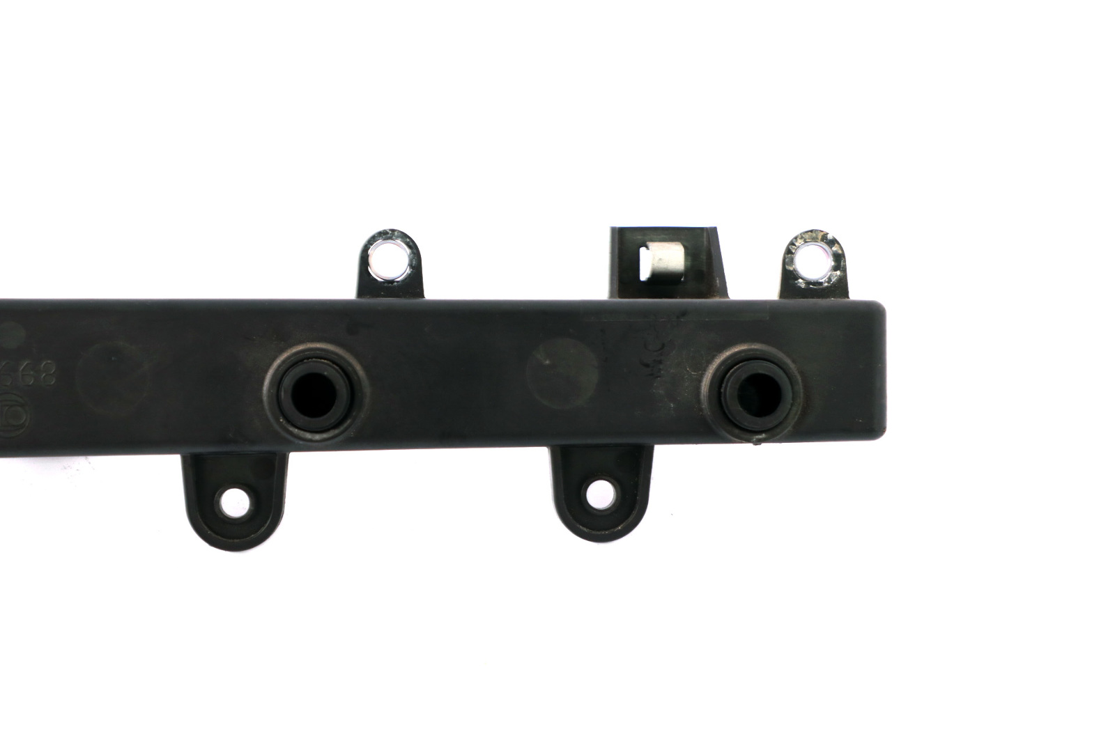 BMW E90 E92 E93 LCI M3 Fuel Rail Petrol Idle 7838260