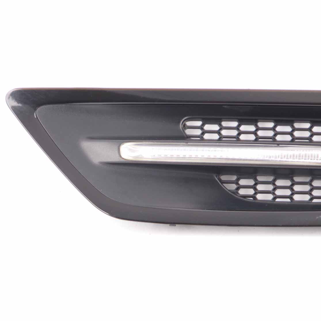 BMW F10 M5 Grille Side Panel Fender Indicator Vent Front Right O/S Black 7903880