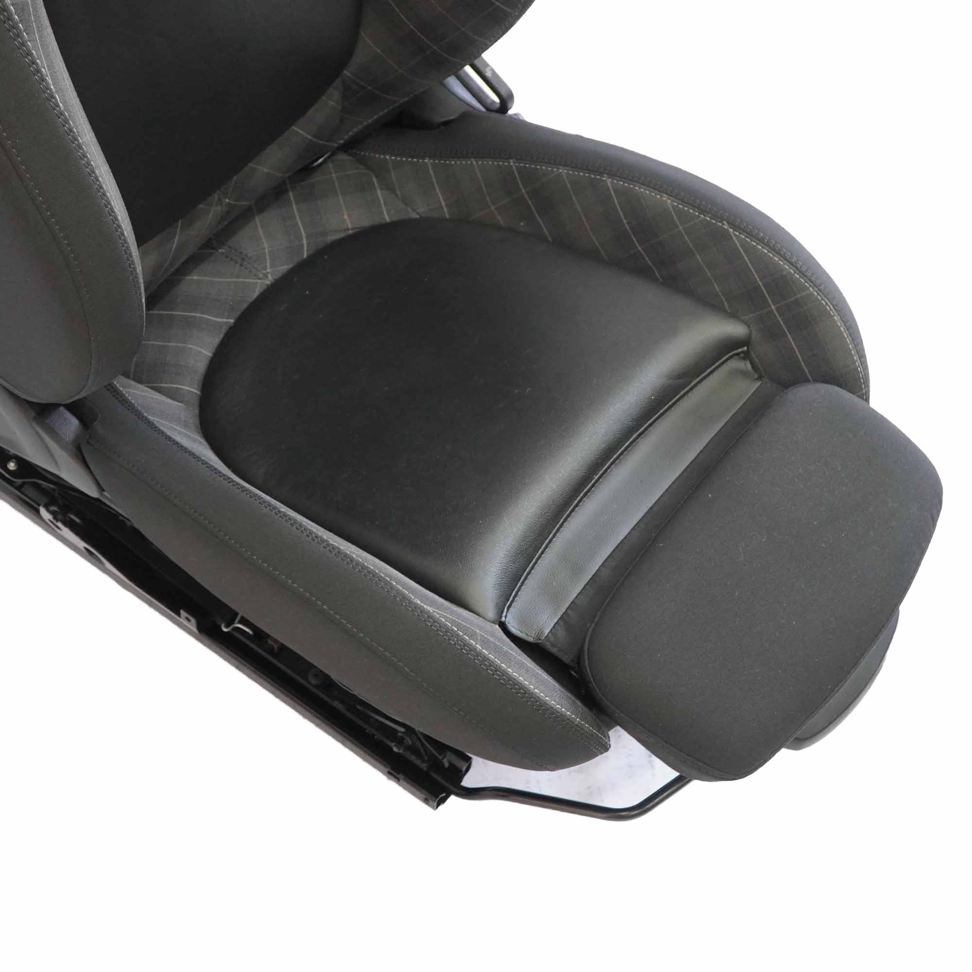 Mini F55 Front Left N/S Sport Seat Fabric / Leather Diamond Carbon Black