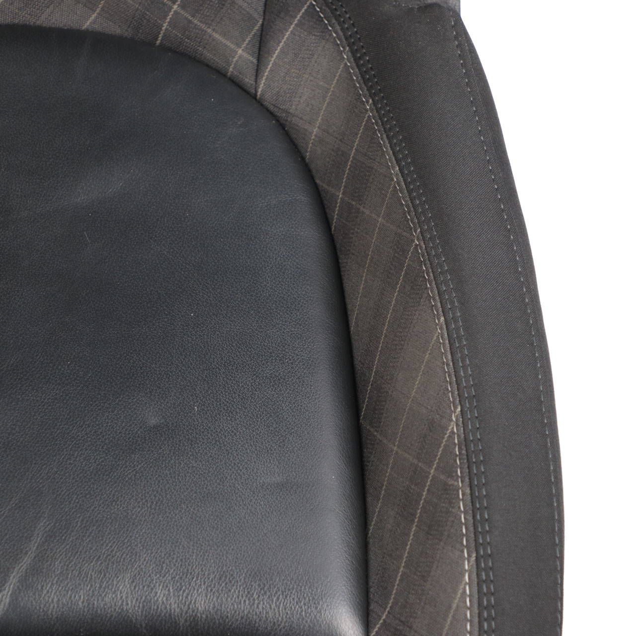 Mini F55 Front Right O/S Sport Seat Fabric / Leather Diamond Carbon Black