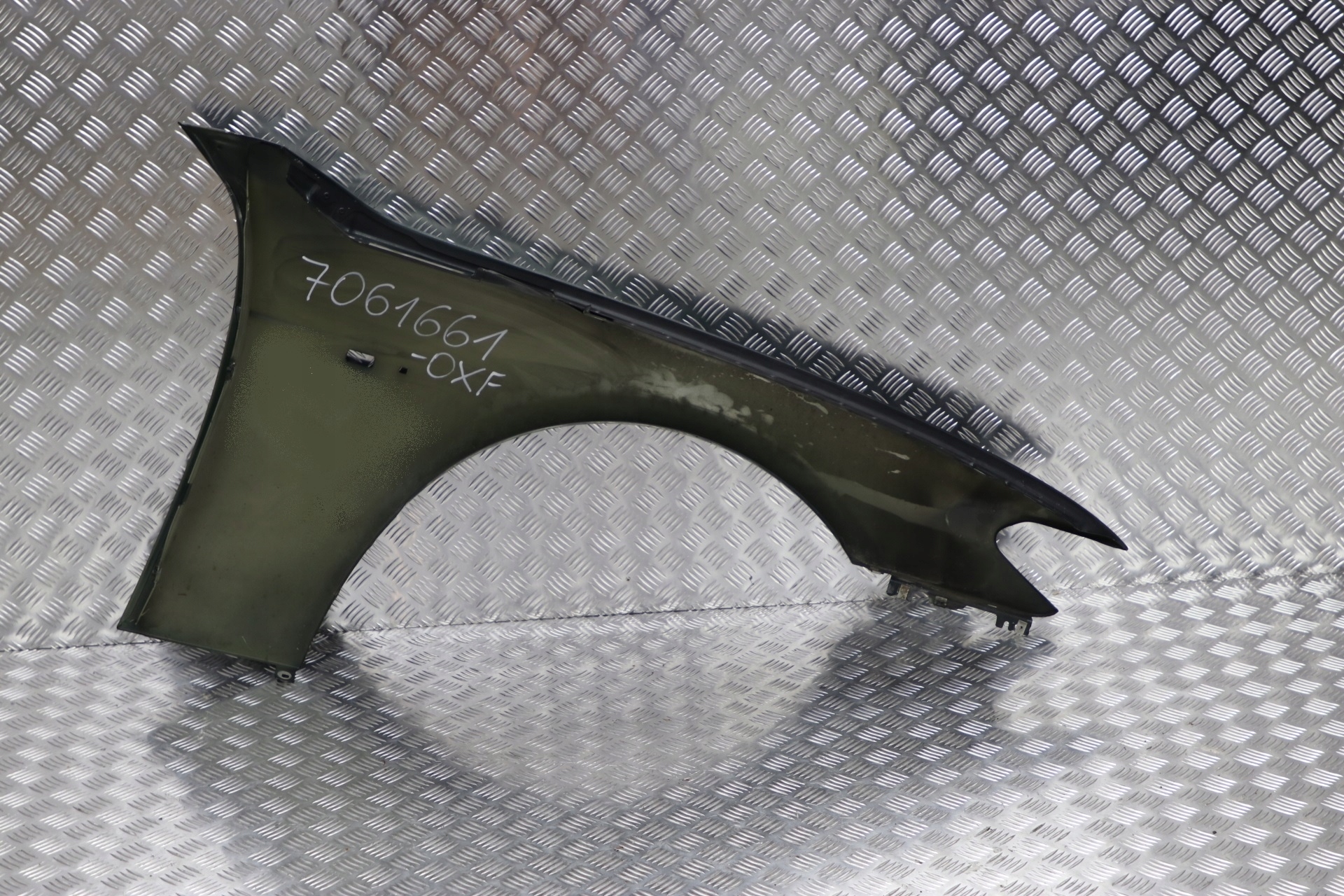 BMW 7 Series E65 E66 E67 Side Panel Wing Front Left N/S Oxfordgruen Green 430