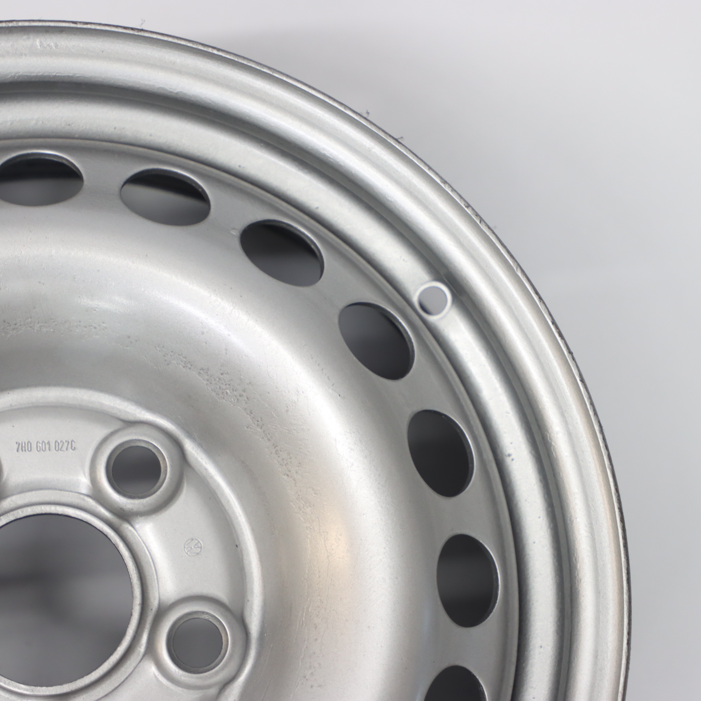 VW Volkswagen Transporter T5 Steel Wheel Rim 16" 6,5J ET:51 5x120 7H0601027C