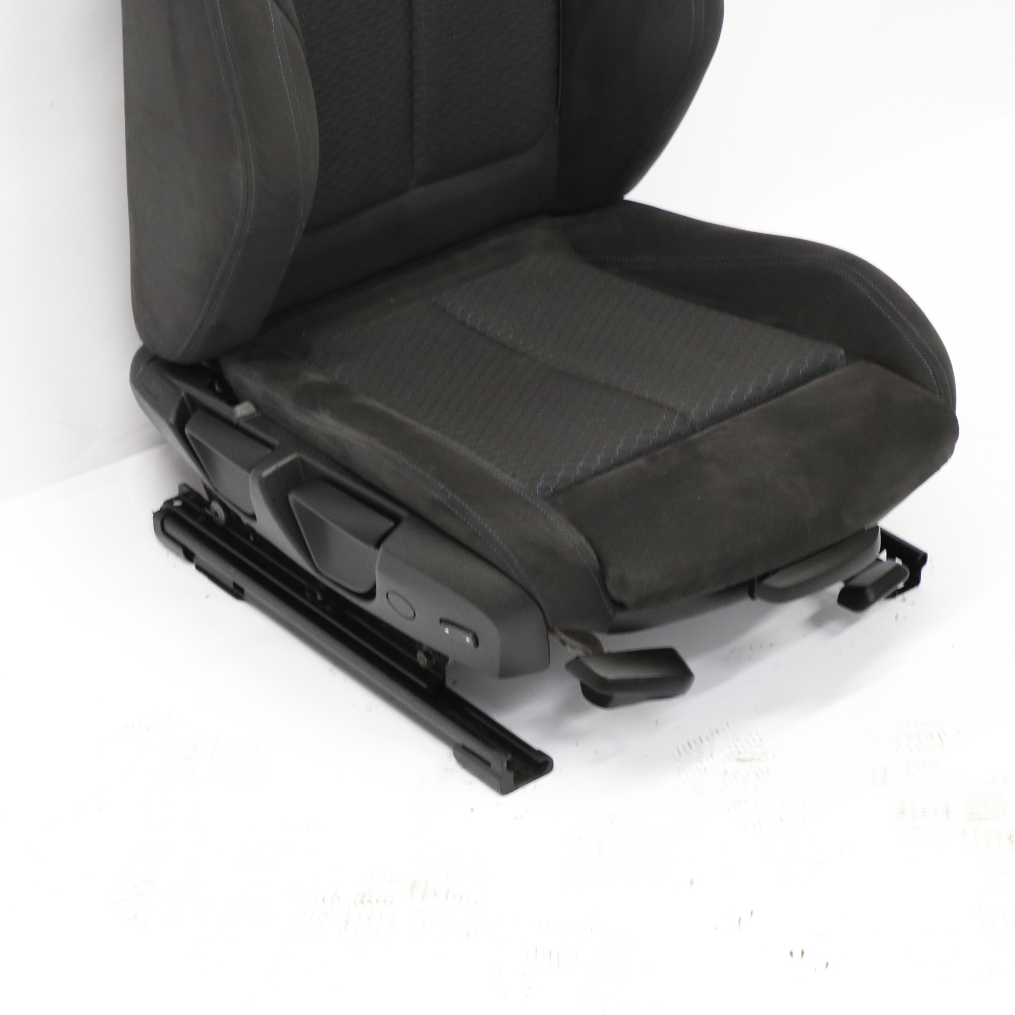 BMW F20 M Sport Front Right Sport Seat O/S Cloth Hexagon / Alcantara Anthracite