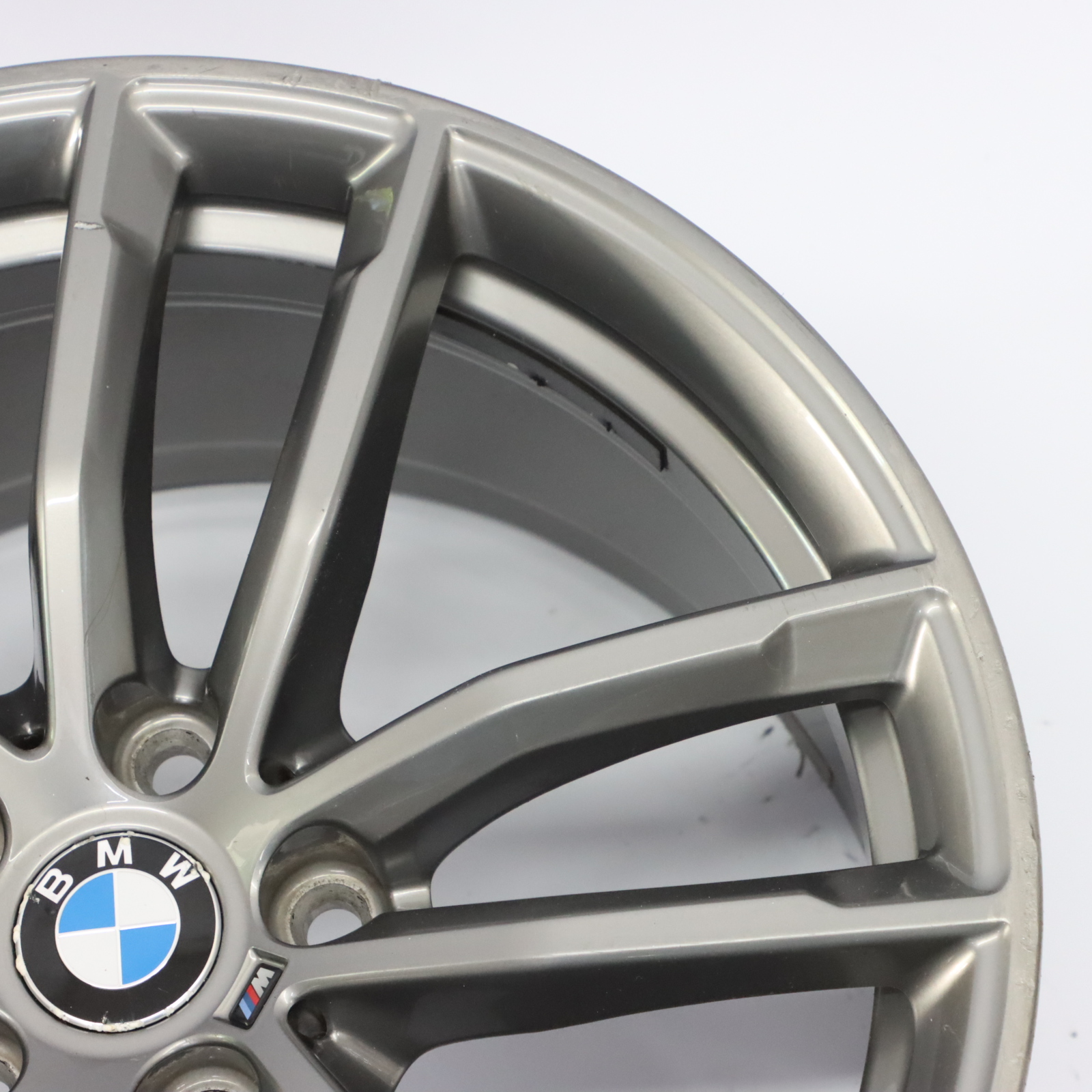 BMW G30 Rear Ferric Grey Alloy Wheel Rim 18" 9J ET:44 Double Spoke 662M 8093406