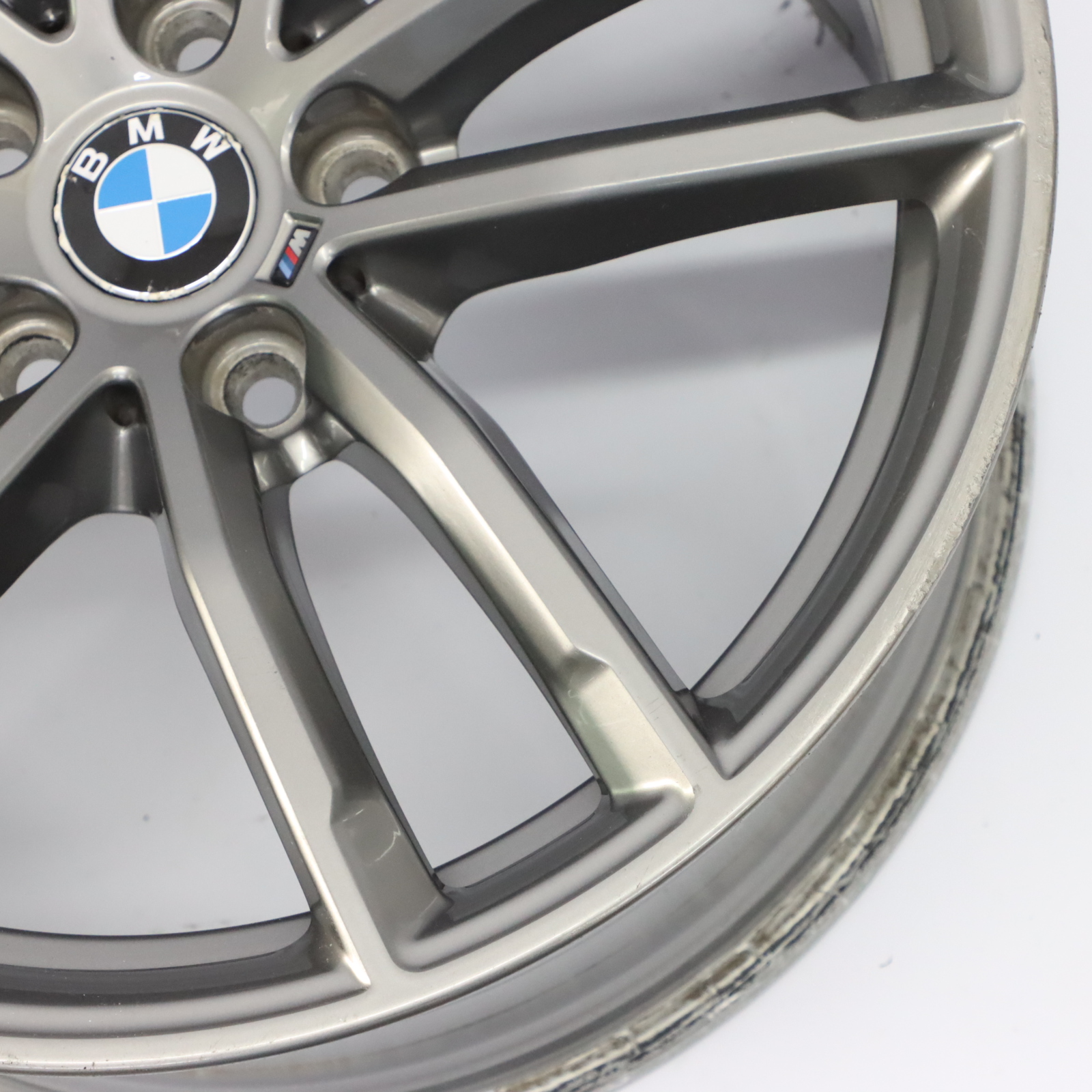 BMW G30 Rear Ferric Grey Alloy Wheel Rim 18" 9J ET:44 Double Spoke 662M 8093406