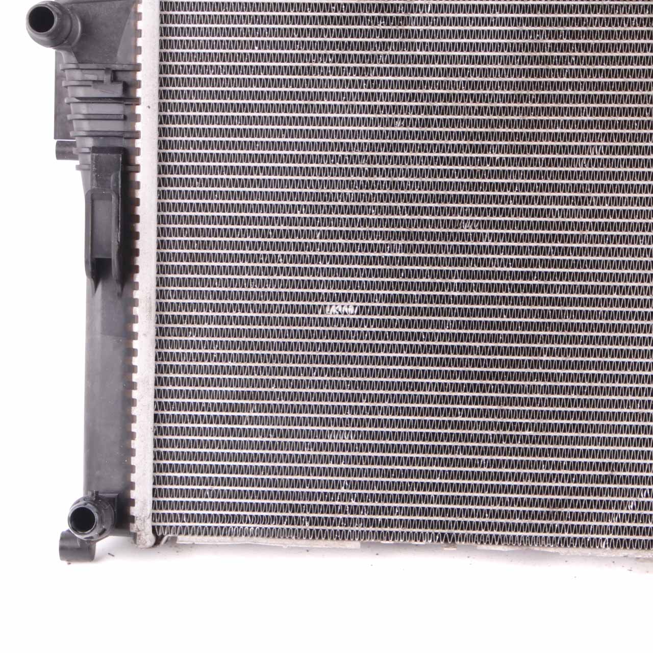 BMW F30 F31 F32 335dX 435dX N57Z xDrive Engine Water Coolant Radiator 8482946