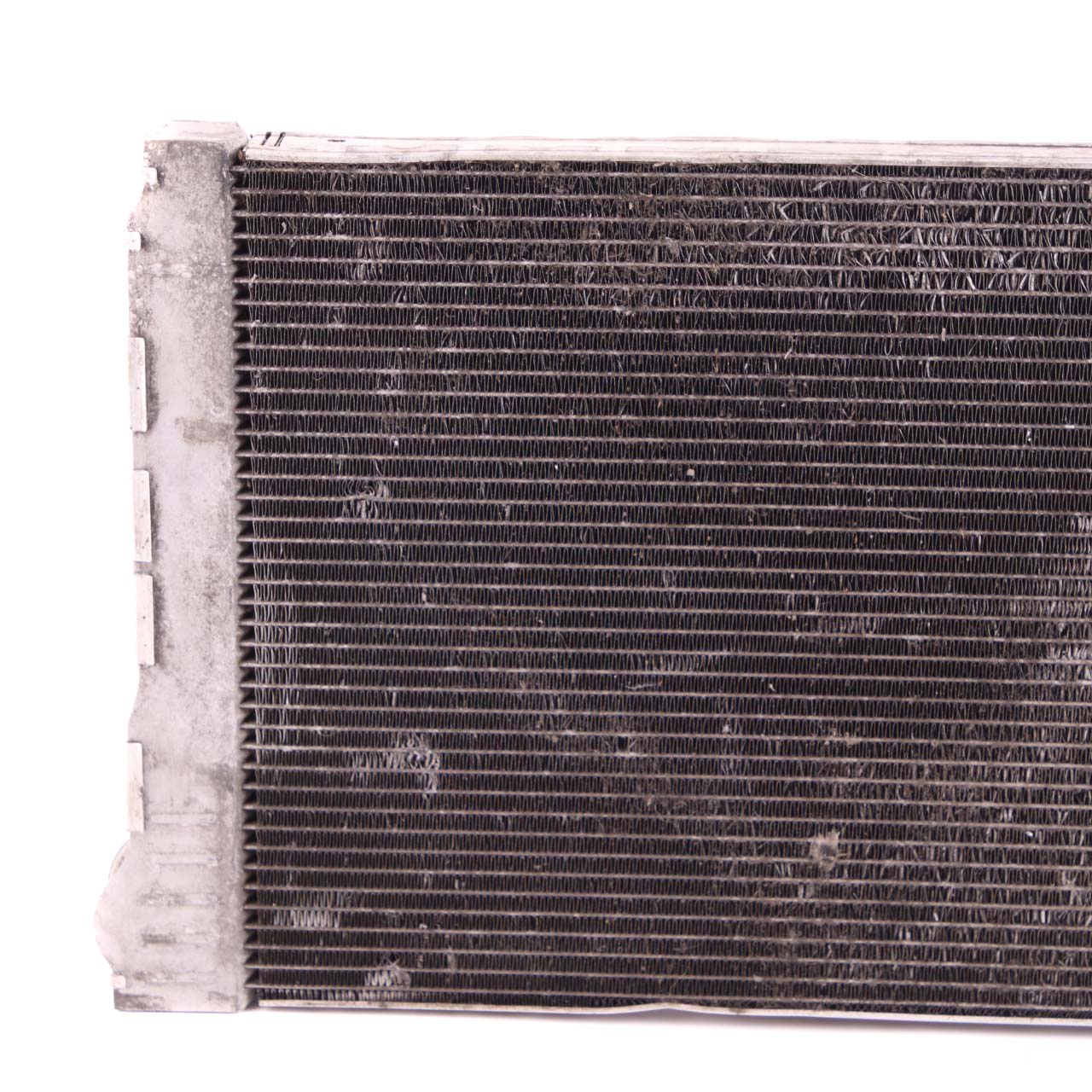 BMW F01 F10 F11 F12 Diesel Water Cooling Radiator 8509176