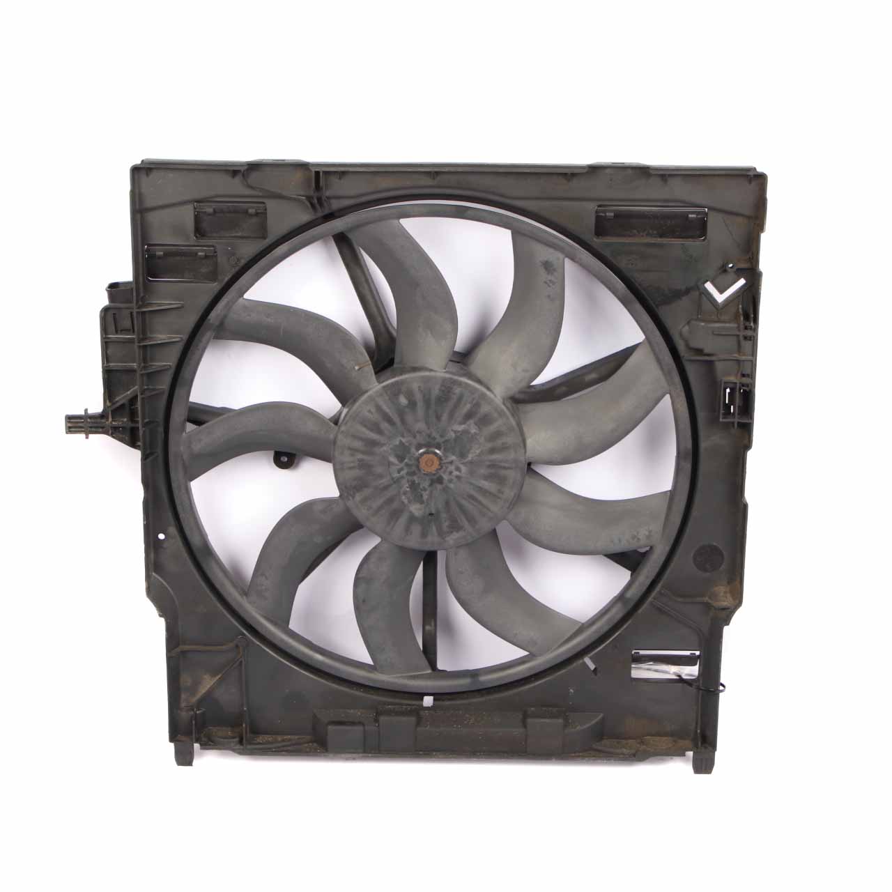 BMW X5 E70 Radiator Fan M57N2 N55 N57 Cooling Fan Shroud Housing 850W 7795757