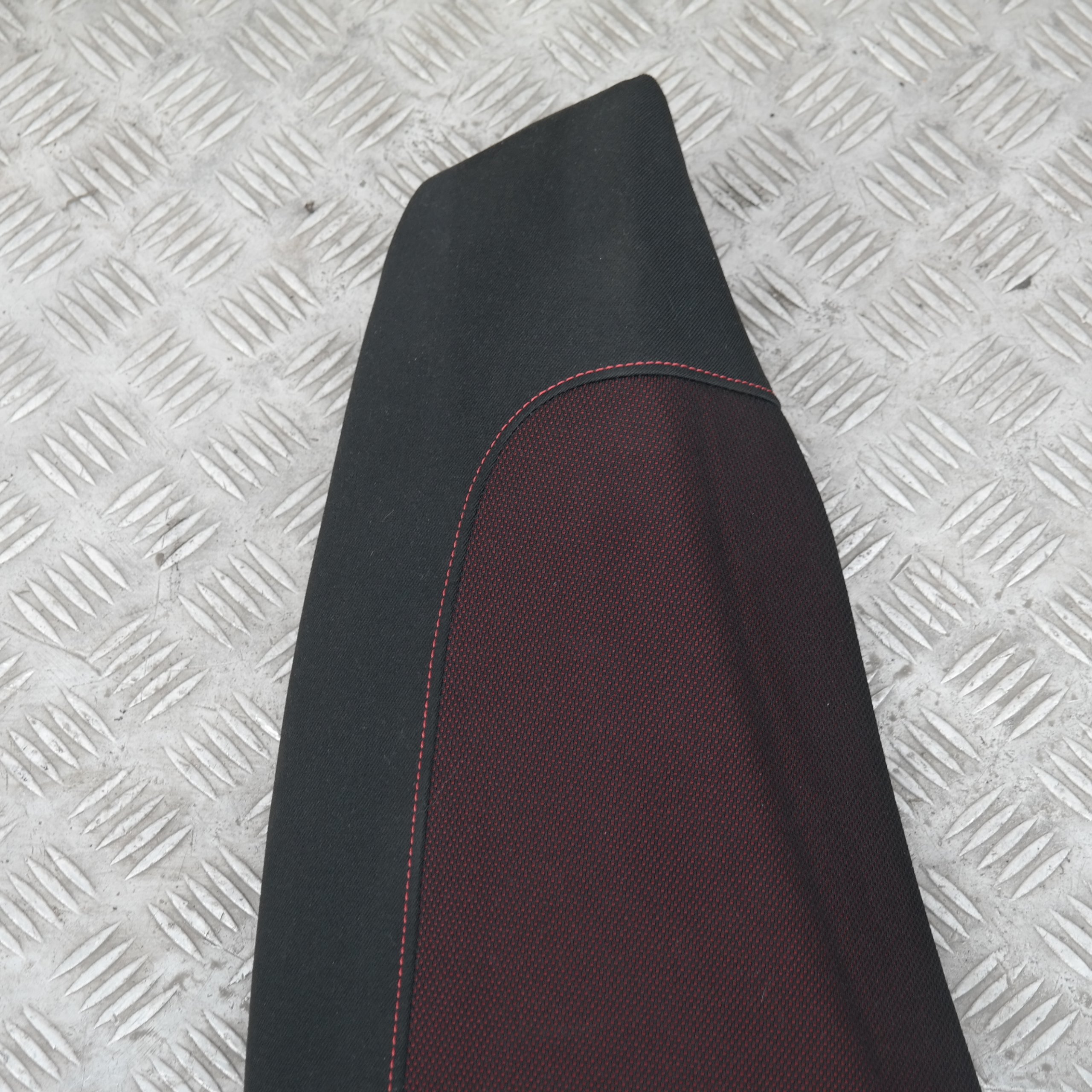 BMW 1 E81 Rear Seat Side Finisher Corner Right O/S Cloth Fabric Network Red