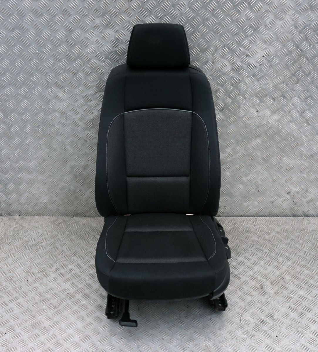 BMW 1 Series 1 E81 E82 Front Left N/S Cloth Fabric Side Seat Network Anthracite