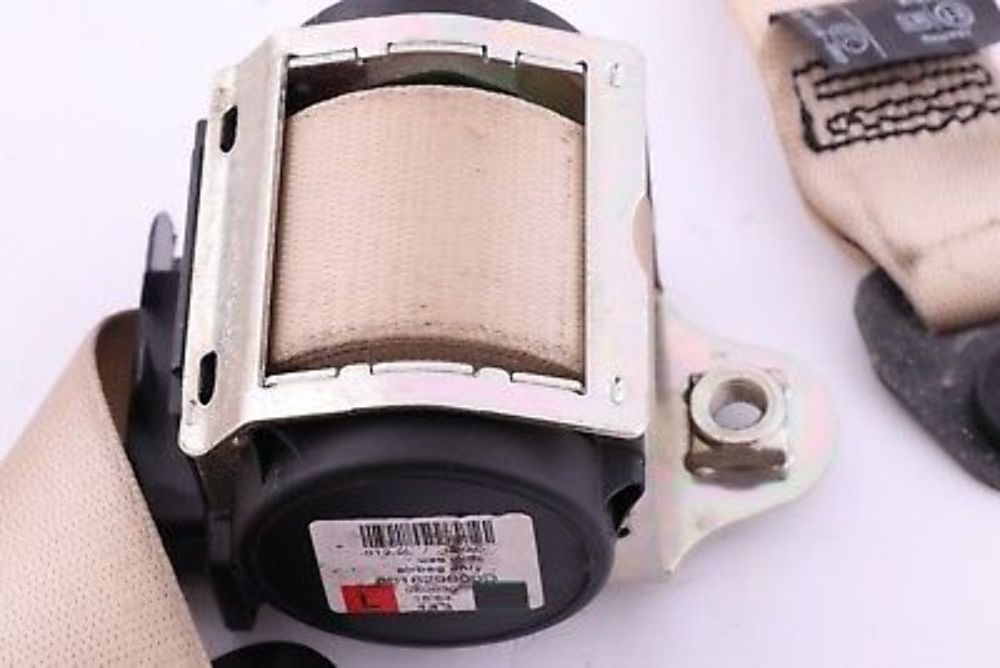 BMW 5 Series E60 E60N E61 E61N LCI Front Left N/S Upper Belt Force Limiter Beige