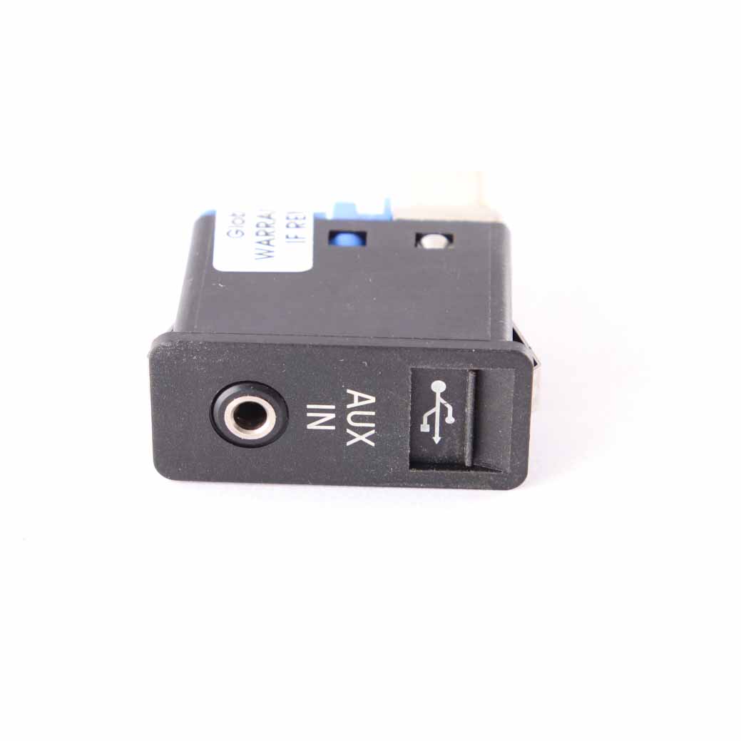 USB AUX Socket BMW E60 E61 E81 E87 E90 E91 Port Plug 9138402