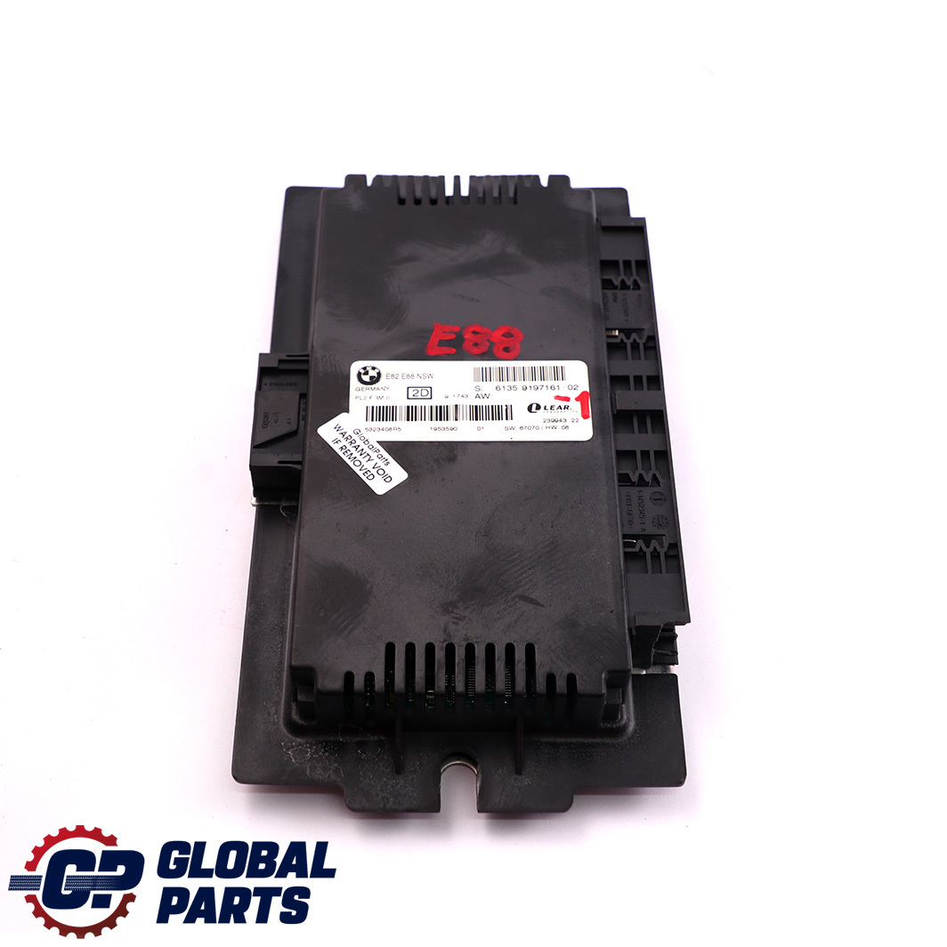 BMW 1 Series E88 ECU Footwell Light Module Control Unit PL2 FRM II Lear 9197161