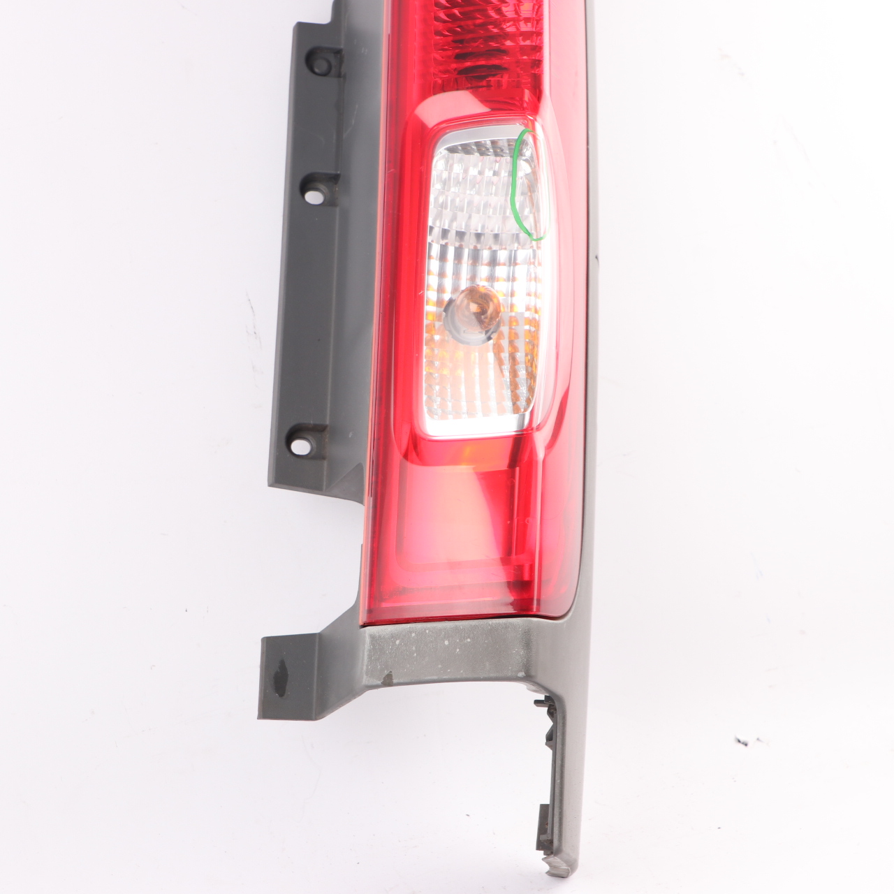 Rear Lamp Renault Trafic 2 Vauxhall Vivaro Right O/S Light Taillight 9385772