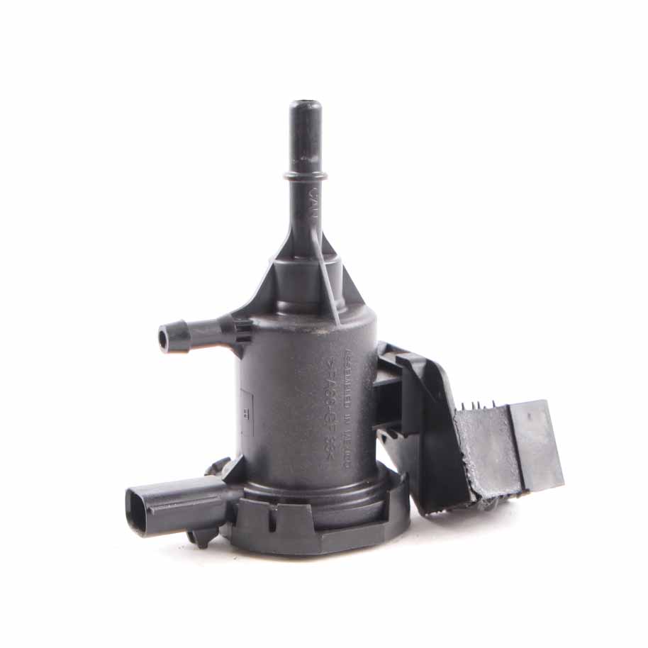 Mercedes W204 W212 Vacuum Solenoid Valve Pressure Converter AMG A0014760532