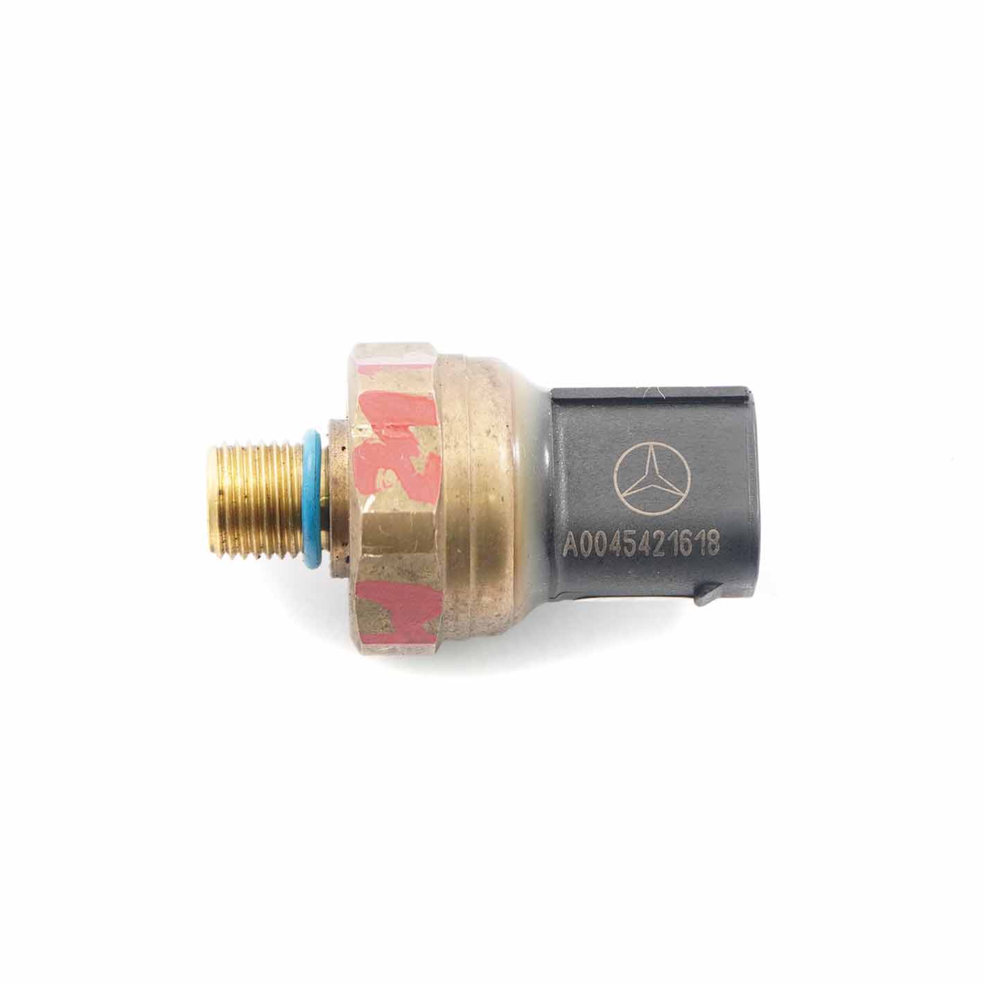 Mercedes W204 W211 W212 W906 Fuel Pressure Rail Sensor A0045421618