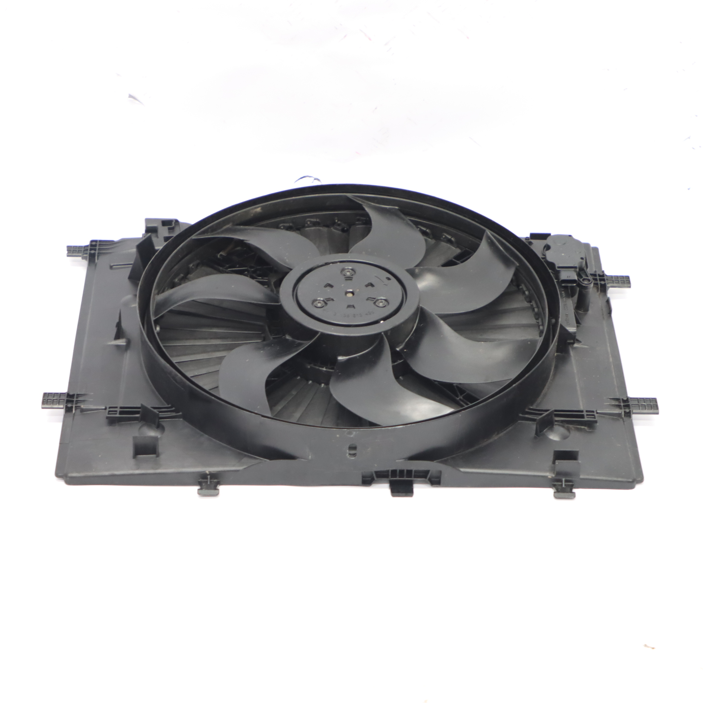 Fan Mercedes C205 OM651 Diesel Radiator Fan With Housing 400W A0999061300 