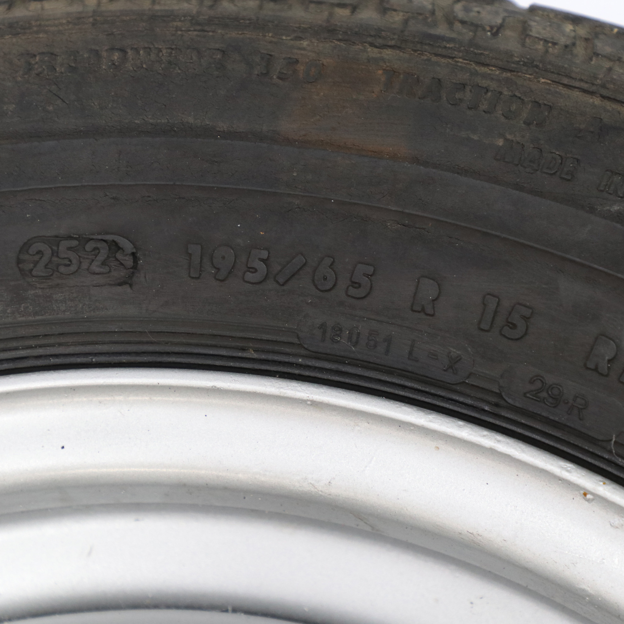 Mercedes W124 Steel Wheel Rim Tyre Continental 195/65 R15 6,5J ET:49 A1244001202