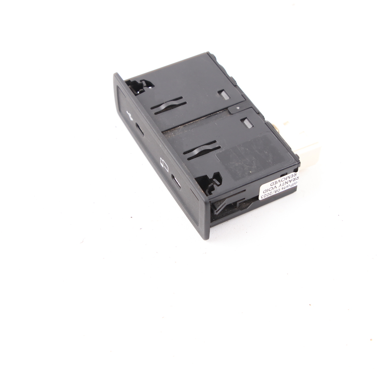 Mercedes W167 W256 USB Charger Connecting Unit A1678201302