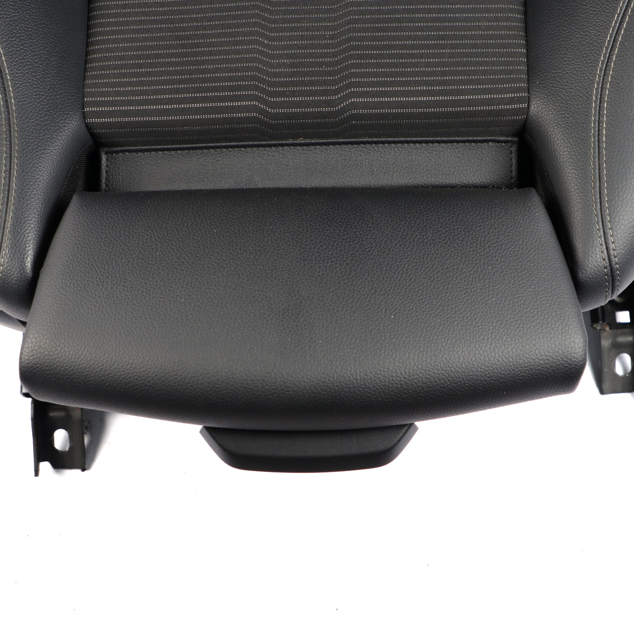 Mercedes W177 Front Seat Right O/S Fabric Black Anthracite Heated Interior