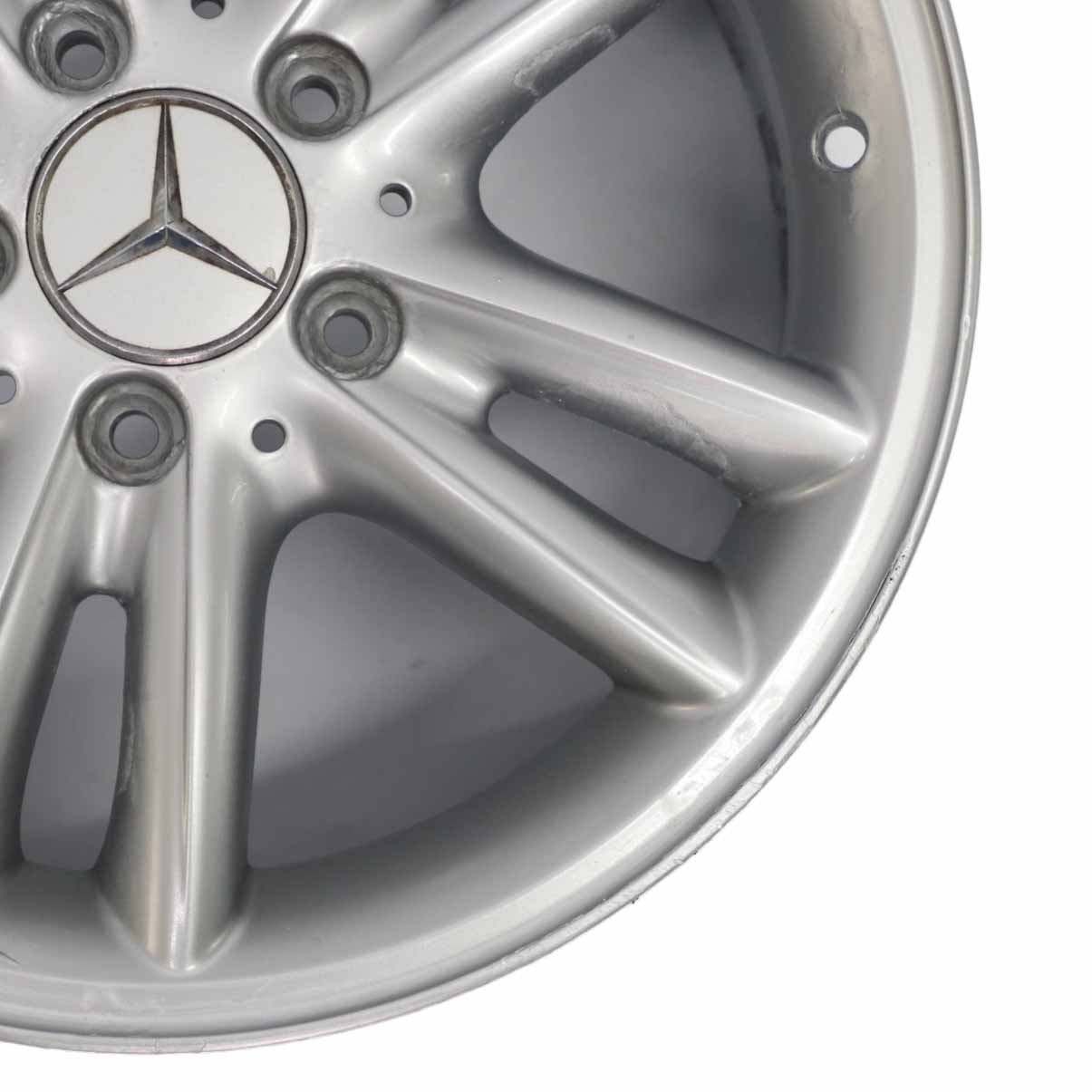 Mercedes-Benz C-Class W203 Silver Alloy Wheel Rim 16" ET:37 7J A2034010202