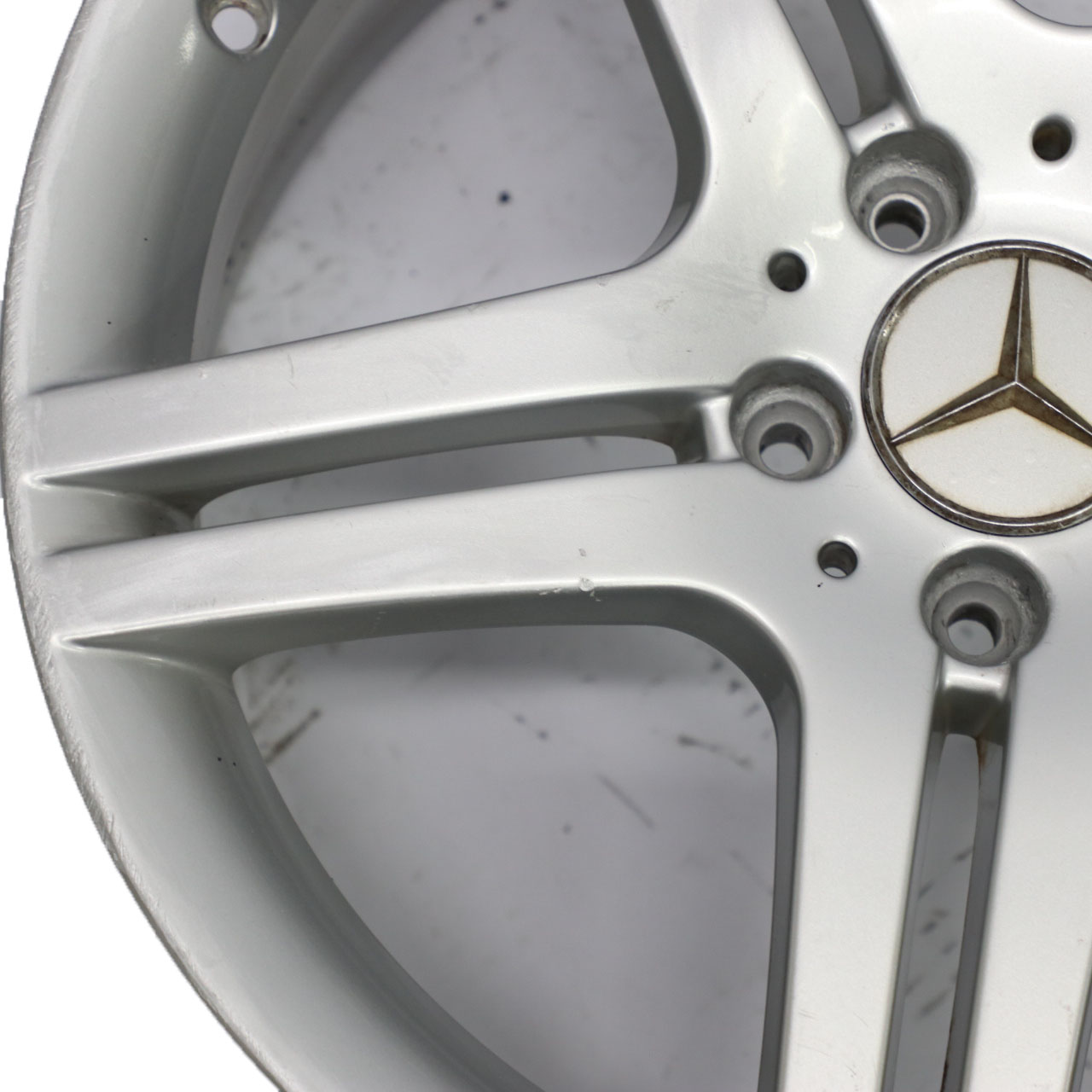 Mercedes W203 Silver 5-Double Spoke 18" ET:36 7,5J A2034015502