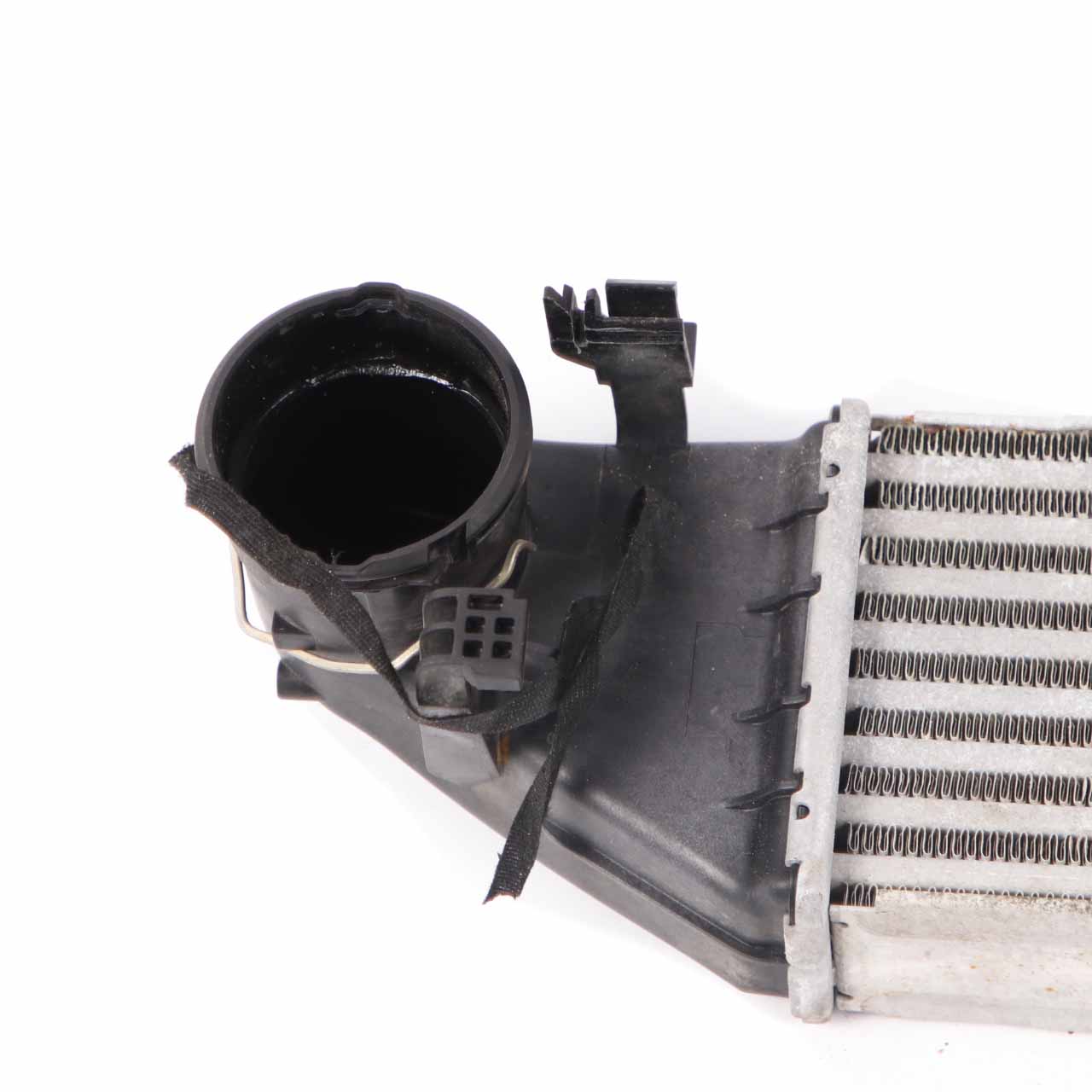 Mercedes R171 W203 W209 M271 Intercooler Charge Air Cooler Radiator A2035000600