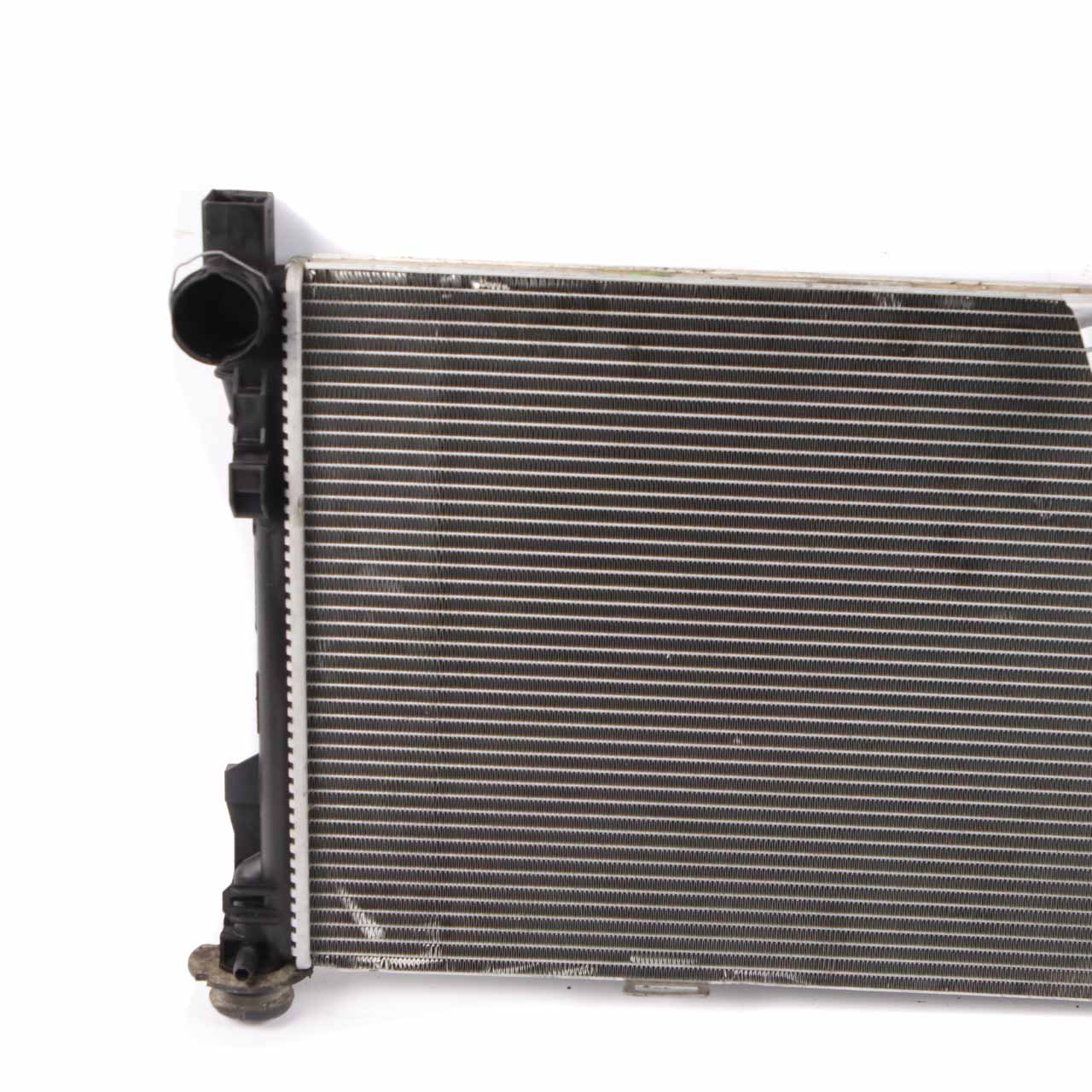 Mercedes R171 W203 Coolant Radiator Petrol Engine Cooling Unit A2035003403