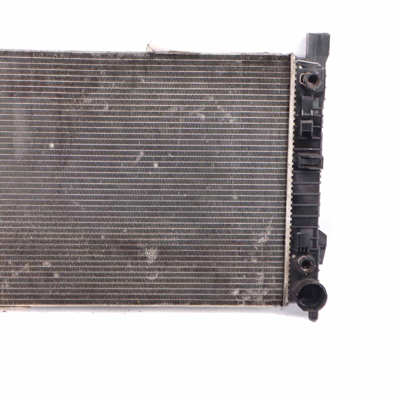 Mercedes SLK R171 W203 CLK W209 Engine Water Cooling Radiator A2035002503