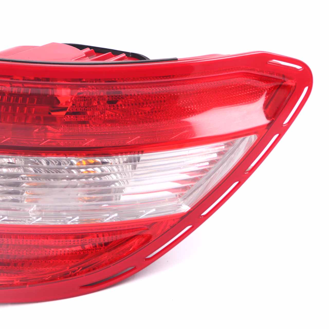 Rear Light Mercedes W204 Right O/S Tail Lamp Side Panel A2048200264