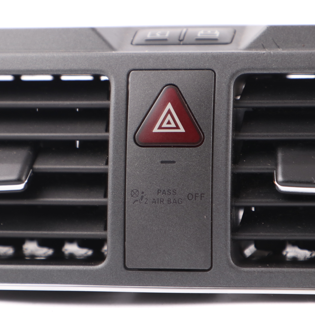 Mercedes-Benz W204 Dashboard Centre Air Vents Housing Hazards Switch A2048307454