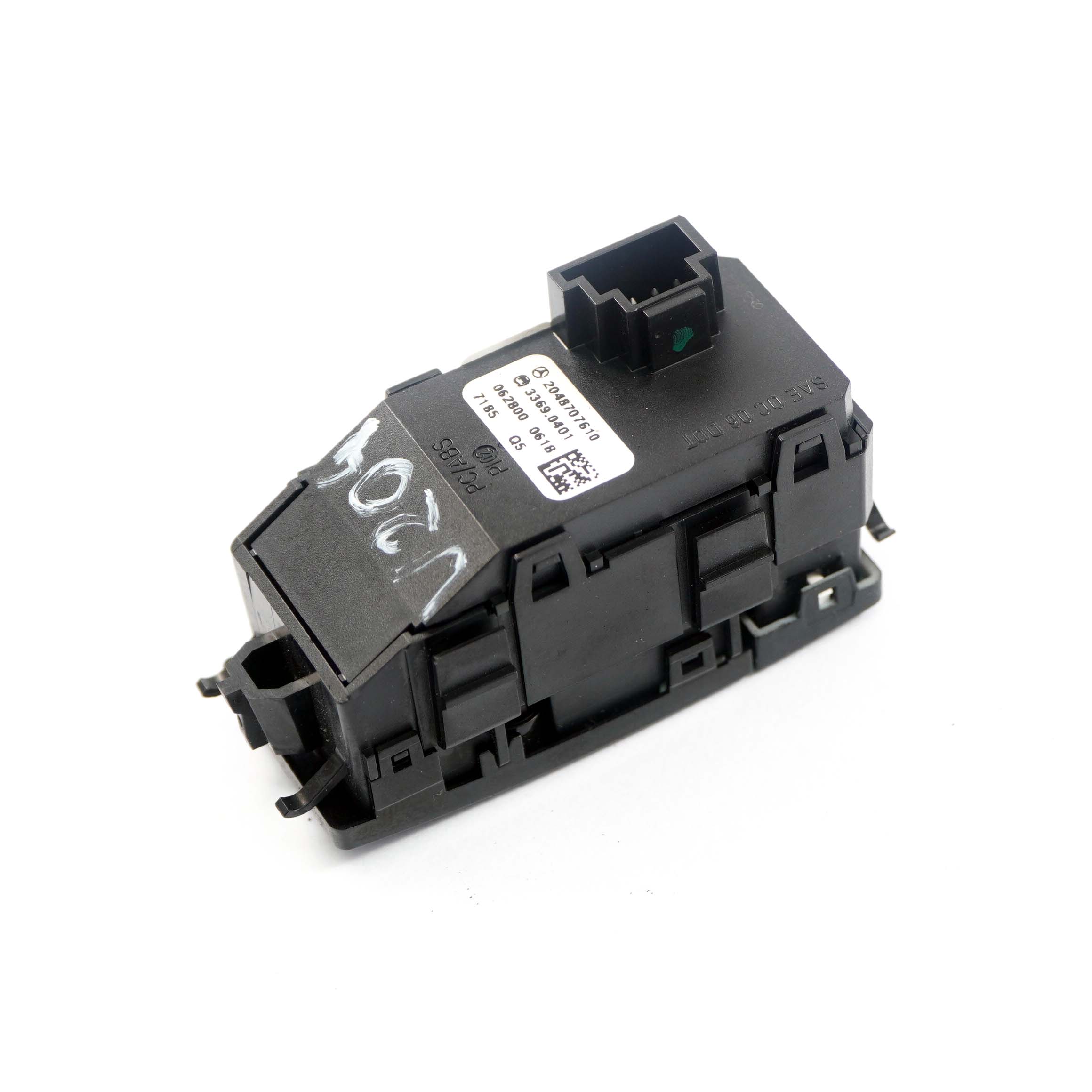 Mercedes-Benz C-Class W204 Hazard Warning Light Switch Button A2048707610