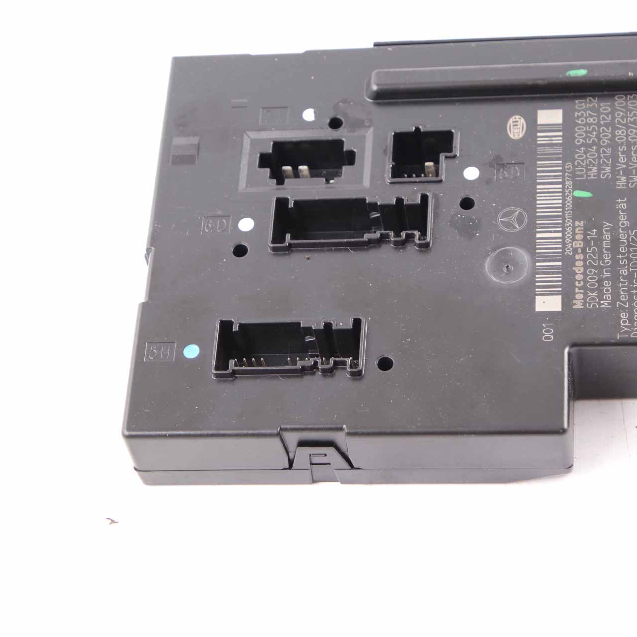 Mercedes W204 Rear SAM Module Fuse Box Control Unit A2049006301