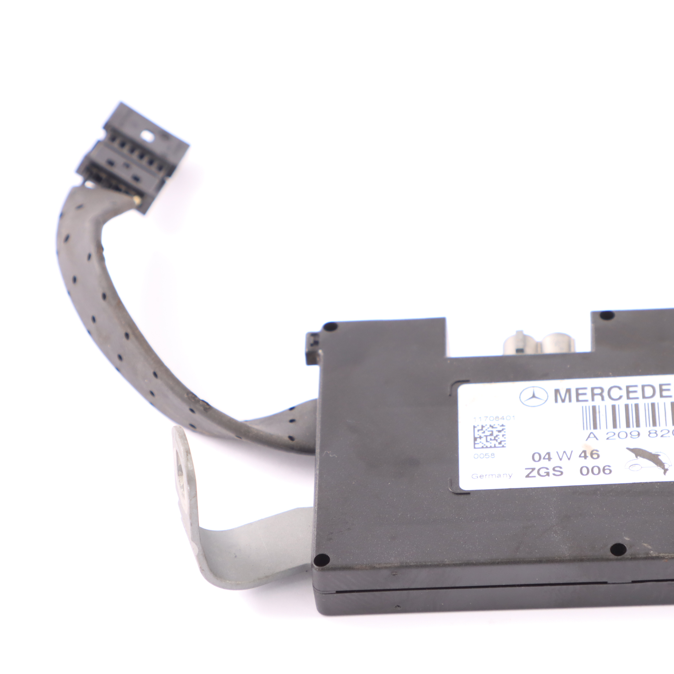 Mercedes CLK A209 Convertible Antenna Amplifier Module A2098200789  