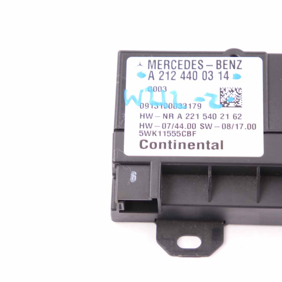 Mercedes W164 W204 Fuel Pump Module Control Unit ECU A2124400314