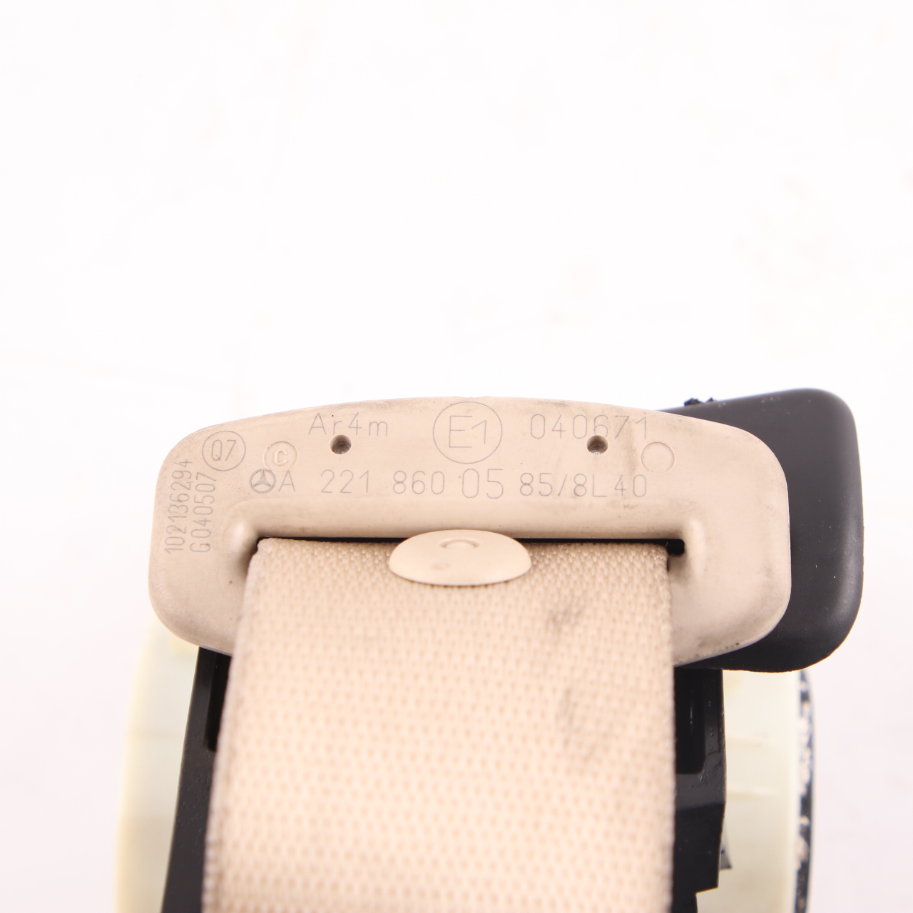 Mercedes W221 Seat Belt Rear Centre Middle Seatbelt Buckle Beige A2218600585