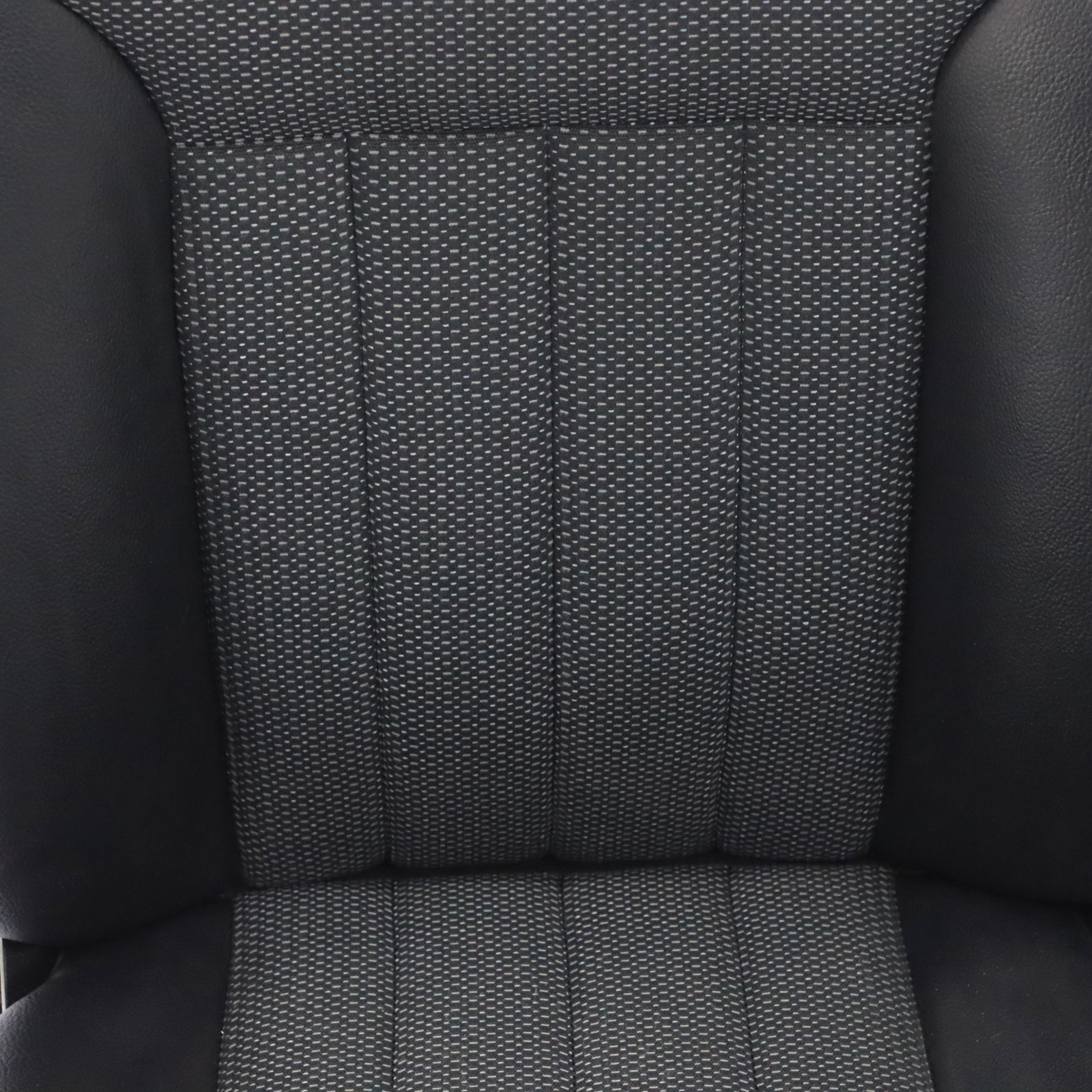 Front Seat Mercedes ML W164 Left N/S Cloth Fabric Black Interior Electric